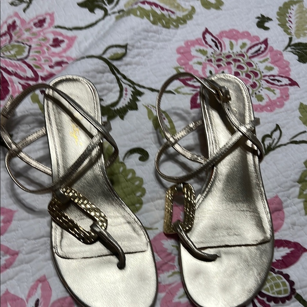 Elegant Gold Lilly Pulitzer Strappy Women's Sandals